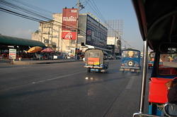 Tuk Tuk Racing