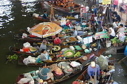 Amphawa Floating Market